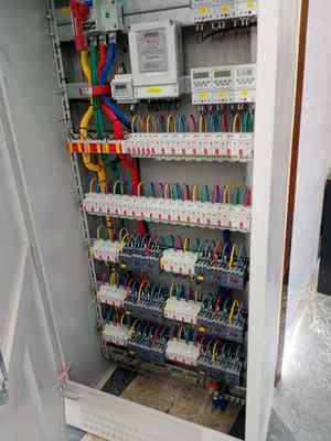濟南歷城區誠聘電工，日結薪資，承接配電箱壓盤壓線工作